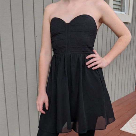 H&M Divided Strapless Chiffon Dress, Sz. 4 - Picture 1 of 4